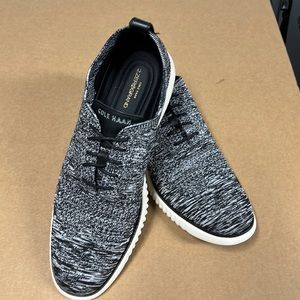 Cole Haan- Black & White Zerogrand Lace up - Size 11.5